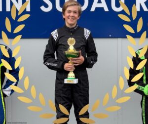 Mehr über den Artikel erfahren Jamie Alexander Zenker triumphiert im REC in Faßberg